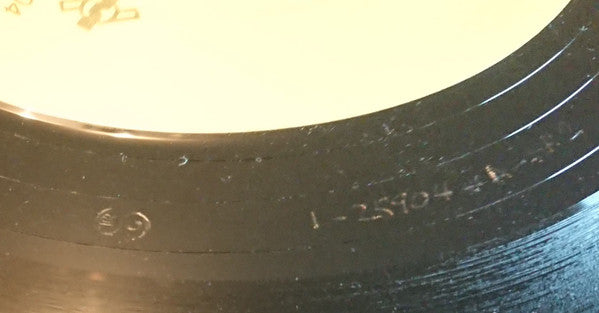 Crackers International | Rectangle Triangle