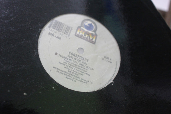 Dust In The Wind | Rectangle Triangle