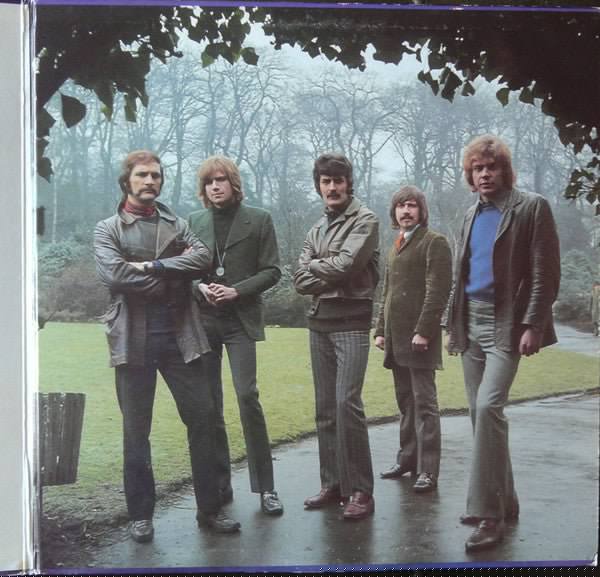 On The Threshold Of A Dream The Moody Blues