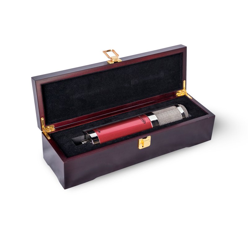 Avantone Pro CV95 Multi-Pattern Tube Condenser Microphone 