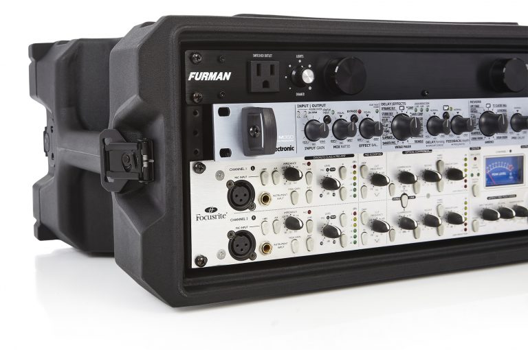 Gator G-PRO-4U-13 13" Deep Molded Audio Rack 