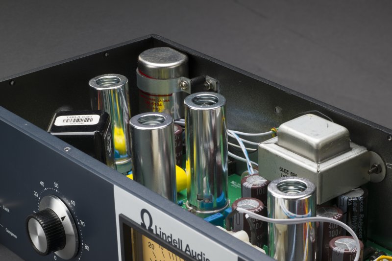 Lindell Audio LIN2A 2U Vintage Leveling Amplifier