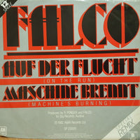 Rectangle Triangle Auf Der Flucht and Maschine Brennt album cover featuring abstract artwork in vibrant colors.