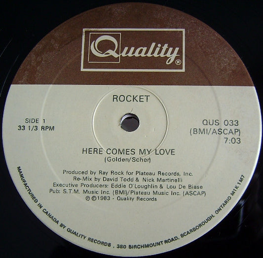 Here Comes My Love by Rectangle Triangle features a heartfelt message on a decorative wall art piece.