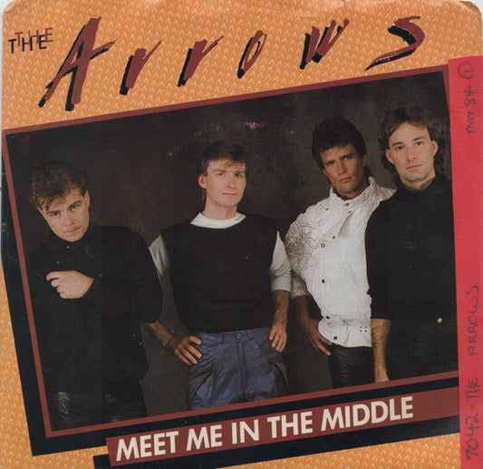 The Arrows - Meet Me In The Middle