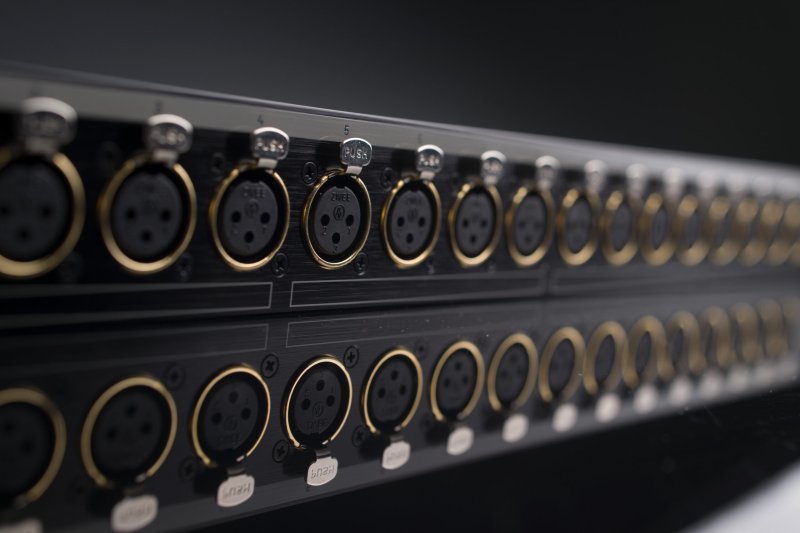 Black Lion Audio PBR-XLR-16F-DSUB 16-Point Gold Plated XLR Female Patchbay with DSUB Outs 