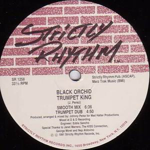 Trumpet King / Hands Up Black Orchid (3)